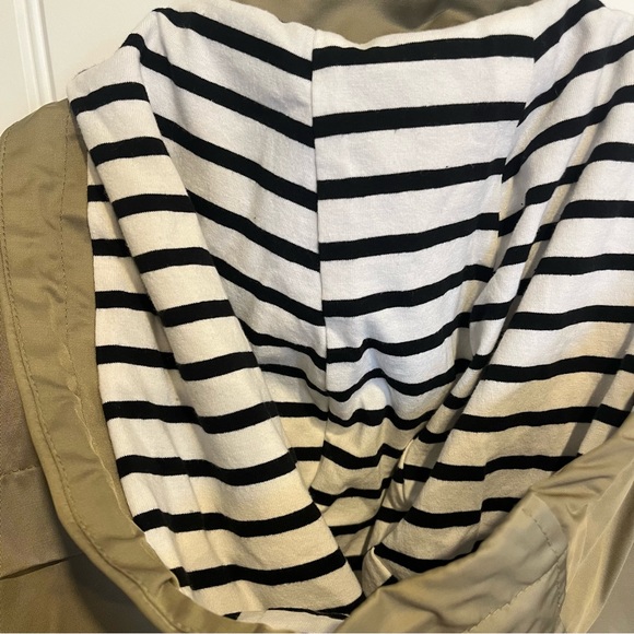 Tribal Rain Jacket - Picture 4 of 8